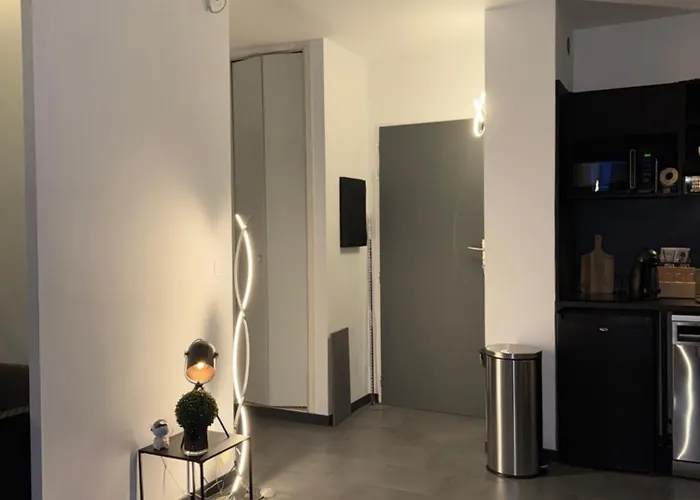 Jacuzzi, Massage Et ! * Fréjus