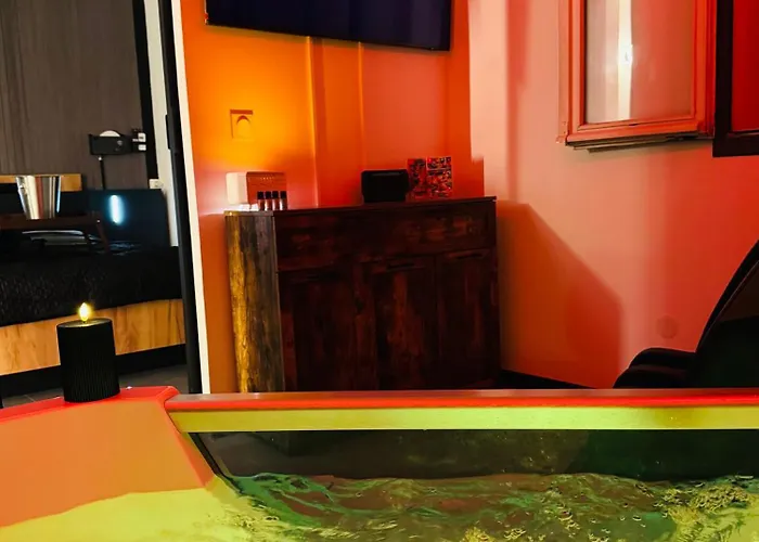 شقة Jacuzzi, Massage Et ! Fréjus