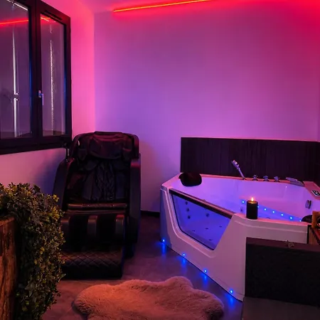 Jacuzzi, Massage Et ! Apartmán