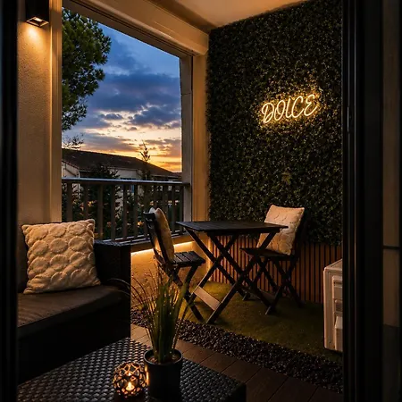 Jacuzzi, Massage Et ! Lejlighed *