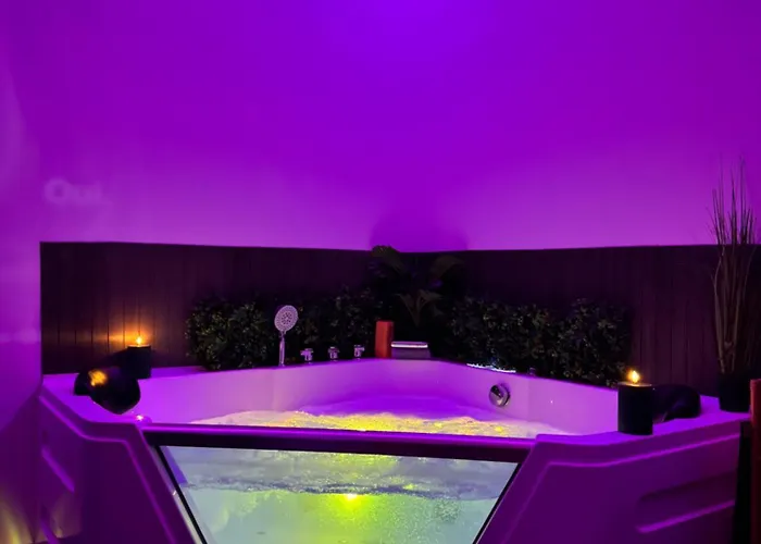 Jacuzzi, Massage Et ! Lägenhet